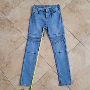 ENJEAN SKINNY LIGHT-WASHED MOTO JEAN Size 11